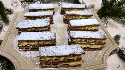Millefeuilles sablés à la crême pâtissière