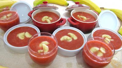 Soupe de fraises, bananes et orange