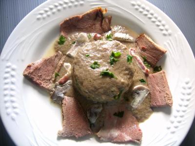 Dômes de champignons et son coulis