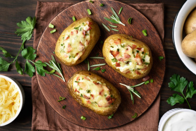 Pommes de terre farcies au micro-ondes
