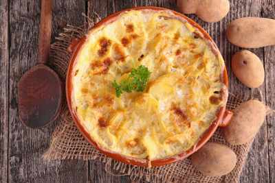Gratin de camembert aux pommes et pommes de terre