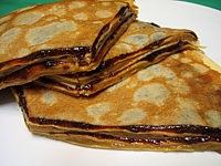 Image : Crêpes farcies aux pruneaux et crème café