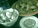 Ingrédients pour la recette : Cornichons au vinaigre