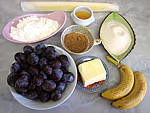 Ingrédients pour la recette : Crumble aux prunes et aux bananes