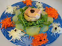 Image : Foie gras en salade chayotte et truffe