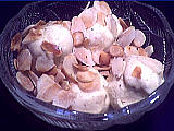 Image : Glace aux beignets d'acacia