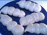 Chenilles de meringue à la noix de coco