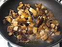 Epaule d'agneau aux cèpes et aux olives - 8.2