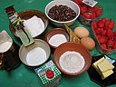 Ingrédients pour la recette : Riz noir aux fraises et crème à la noix de coco