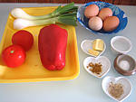 Ingrédients pour la recette : Omelette aux oignons et au poivron