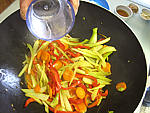 Sauté de porc aux châtaignes d'eau - 12.1