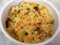 Pour débutants : Crumble de camembert et sa salade