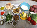 Ingrédients pour la recette : Crumble de camembert et sa salade
