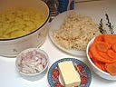 Ingrédients pour la recette : Restes choucroute en jardinière