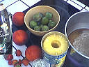 Ingrédients pour la recette : Salade de fruits au génépi