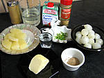 Ingrédients pour la recette : Sauce à l'ananas et aux oignons