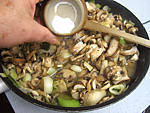 Pintade à la purée de maïs et champignons - 20.2