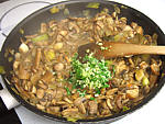 Pintade à la purée de maïs et champignons - 21.2