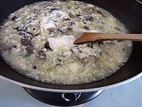 Image : Soupe de poulet aux champignons à la chinoise