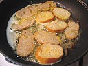 Pain perdu aux fraises et aux pignons - 9.1