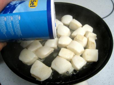 Coupelles de crêpes farcies aux encornets - 25.2