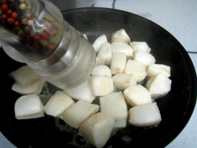 Coupelles de crêpes farcies aux encornets - 25.3