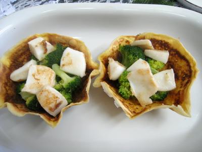 Coupelles de crêpes farcies aux encornets - 27.2