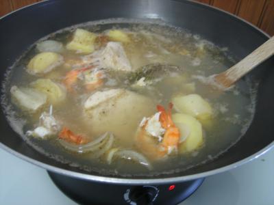 Cotriade de thon et gambas au champagne - 12.1