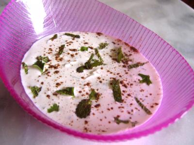 Image : Salade de concombre et oeufs de caille