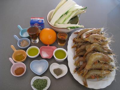 Ingrédients pour la recette : Crevettes à l'anis et sa sauce à l'orange