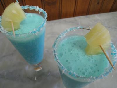 Image : Cocktail crème de coco au curaçao
