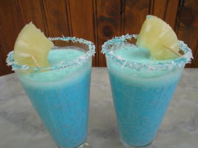 Image : Cocktail crème de coco au curaçao