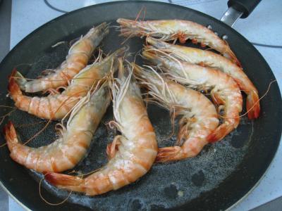 Crevettes flambées et sa sauce au citron et sa purée de fenouil - 9.3