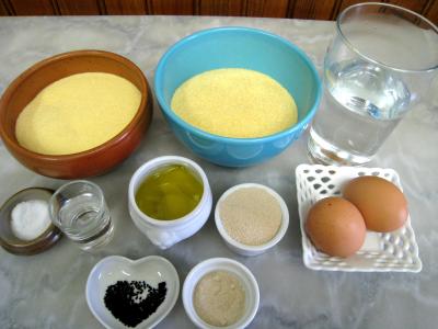 Ingrédients pour la recette : Pain à la semoule khobz-koucha façon arabe...