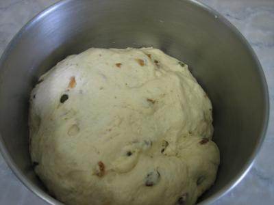 Pain aux raisins et aux pistaches - 6.1