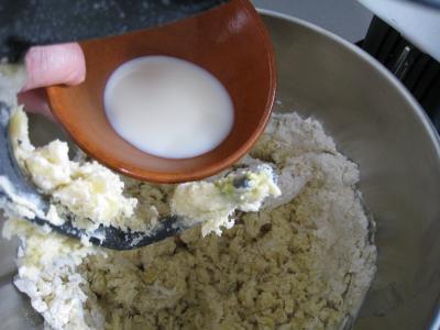 Pain au beurre en couronne façon antillaise  - 4.3