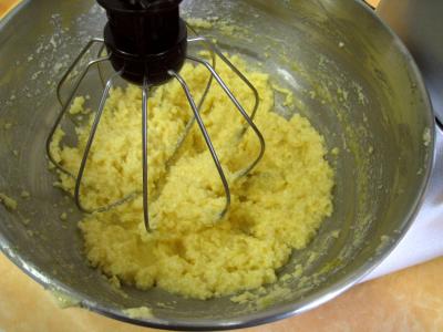 Quatre-quarts aux abricots et aux cerises - 7.1