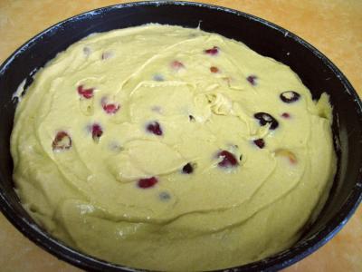 Quatre-quarts aux abricots et aux cerises - 9.4