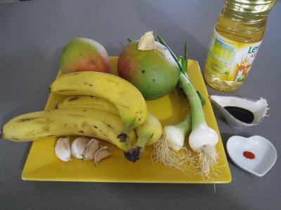 Ingrédients pour la recette : Achards à la mangue à la mauricienne