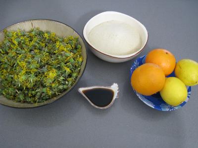 Ingrédients pour la recette : Gelée ou cramaillote de fleurs de pissenlits