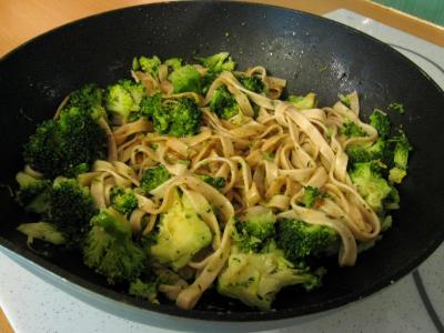 Tagliatelles d'épeautre aux brocolis et au magret - 7.1