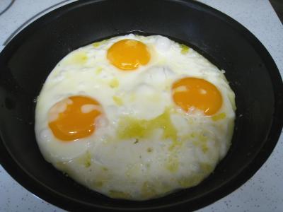 Image : Tartines à l'oeuf et au gruyère
