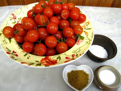 Ingrédients pour la recette : Tomates-cerise confites