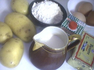 Ingrédients pour la recette : Crêpes Parmentier à la lyonnaise