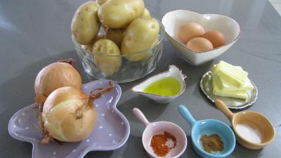 Ingrédients pour la recette : Criques à la lyonnaise