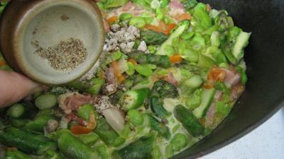 Fèves crèmées aux lardons - 10.2