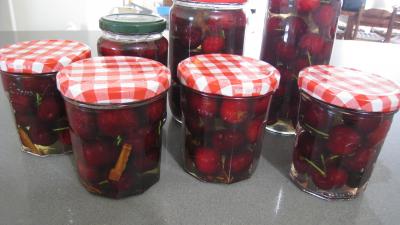 Cerises à l'eau de vie - 4.2