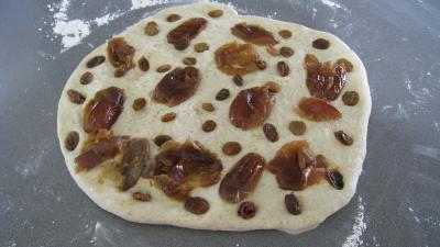 Pain de Gallu aux noix, raisins secs et dattes - 7.2