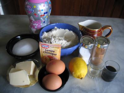 Ingrédients pour la recette : Biscuits chiffrés de mardi gras
