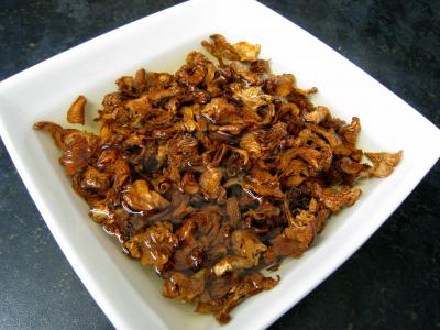 Image : Cassolettes de girolles et de champignons de Paris